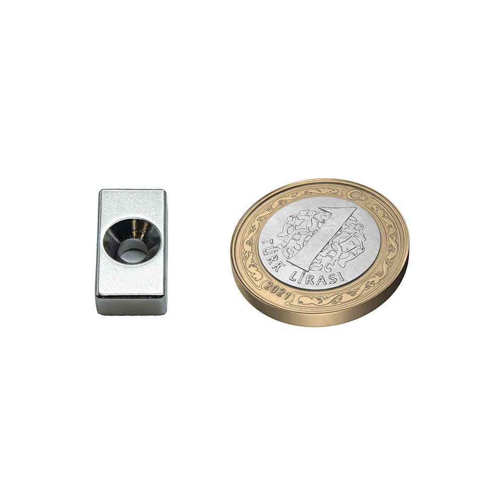 Alüminyum Profil Makine Kapakları İçin 20×10×5 mm N35 Havşa Delikli Neodyum Mıknatıs