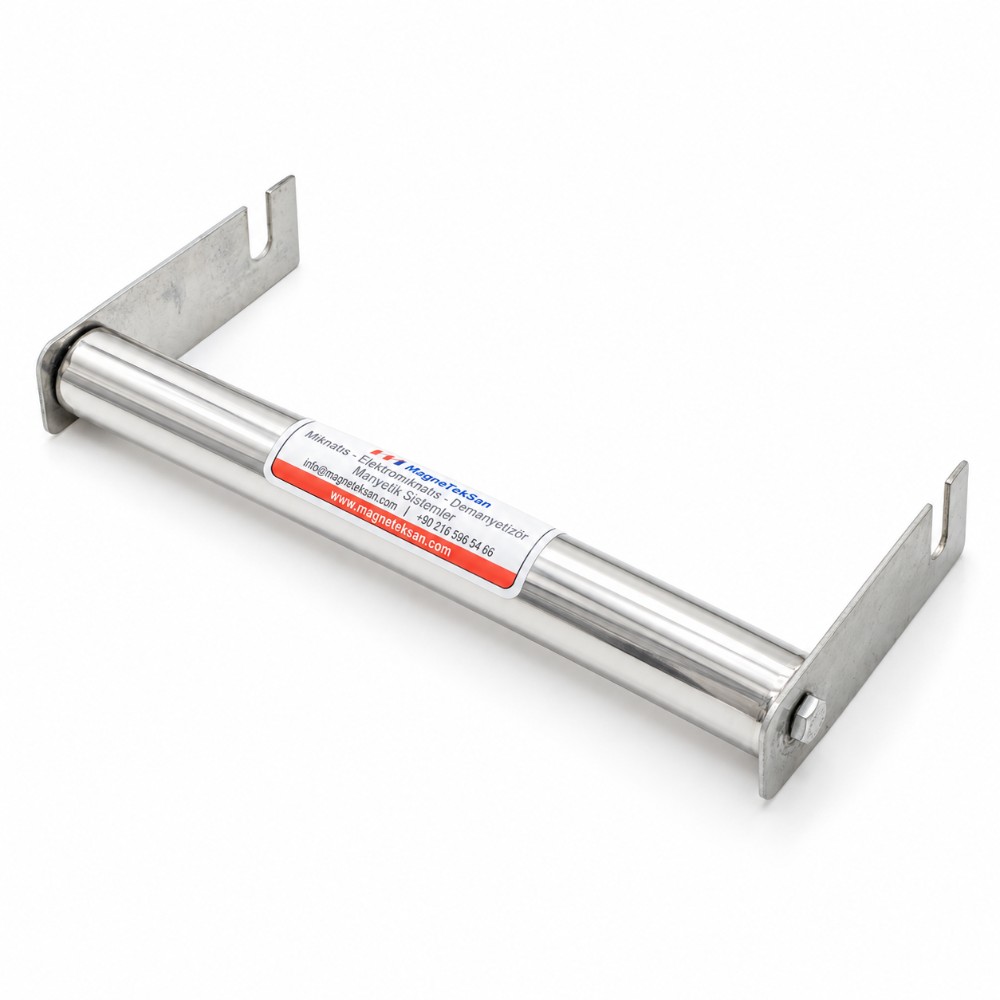Ø25x230 mm kulaklı neodyum çubuk mıknatıs, M6 cıvatalı kulak bağlantısı